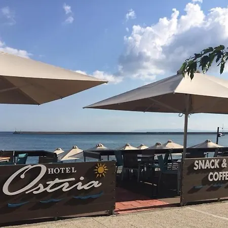 Отель Ostria