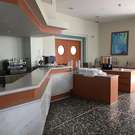 Ostria Отель 3*