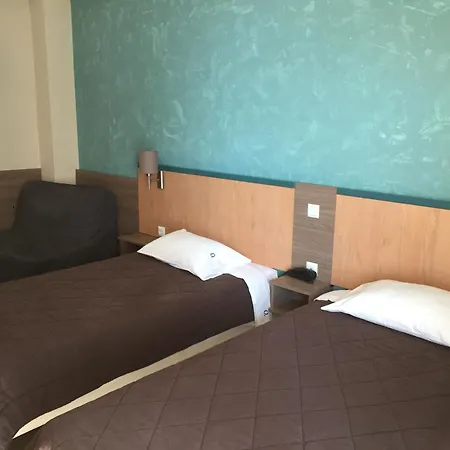 Ostria Hotel 3*