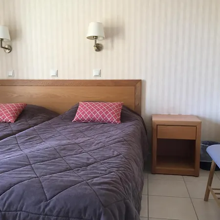 Ostria Hotel 3*