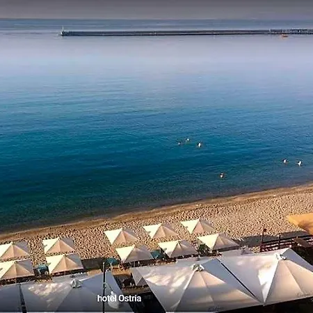 Hotel Ostria 3*