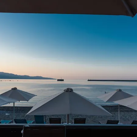 Ostria Hotel