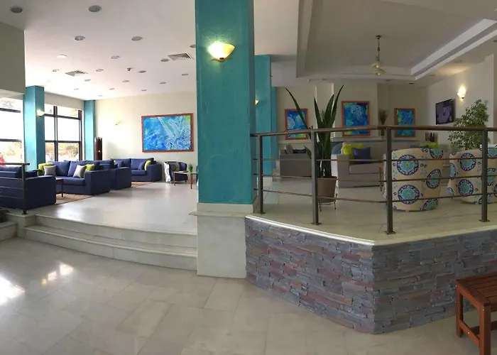 Отель Ostria 3*